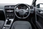 Volkswagen Golf TSI Estate 2017 года (UK)